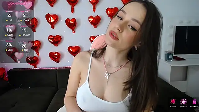 Emillias online show from 03.17.25