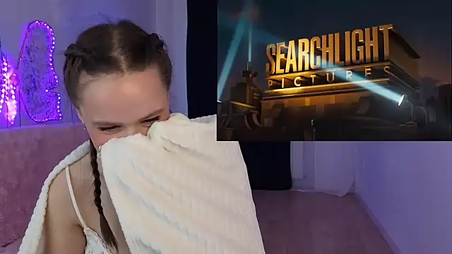 Emillias online show from 10.01.25