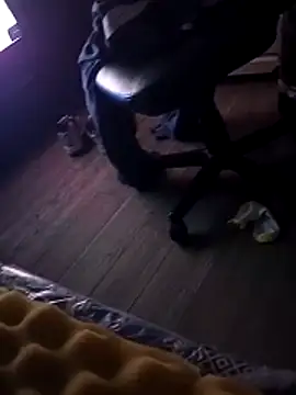 SLOWSTRO online show from 11.03.25