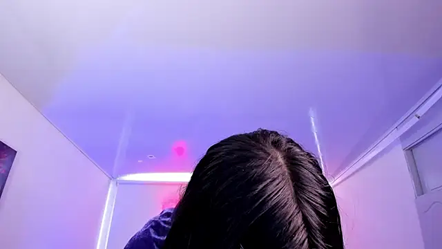 AuroraDiaz online show from 10.11.25