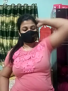 Snapshot of Sumi-roy chatting on 04.03.26 Sumi-roy online show from 04.03.26