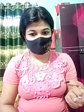 Snapshot of Sumi-roy chatting on 04.08.26 Sumi-roy online show from 04.08.26