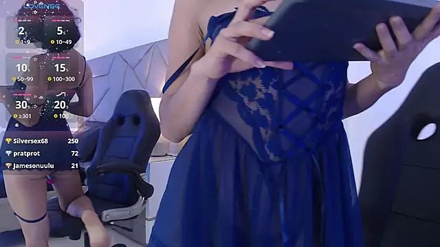 LeeThompson  online show from 01.13.25