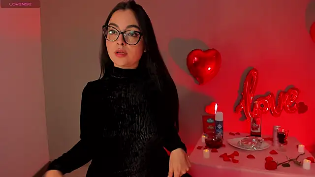 Snapshot of AllisonRogersX chatting on 02.15.25 AllisonRogersX online show from 02.15.25