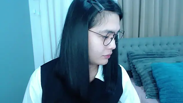 Snapshot of zhaviahale21 chatting on 10.23.25 zhaviahale21 online show from 10.23.25