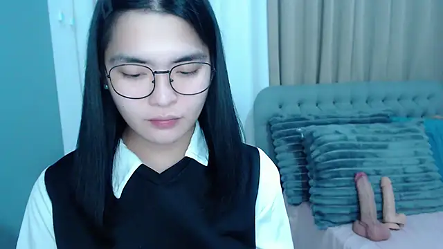 Snapshot of zhaviahale21 chatting on 10.24.25 zhaviahale21 online show from 10.24.25