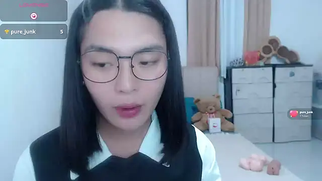 zhaviahale21 online show from 08.02.26
