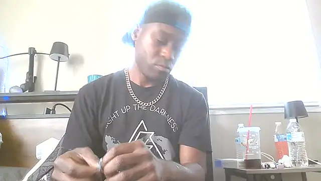 Snapshot of PETER-RABIT chatting on 08.01.26 PETER-RABIT online show from 08.01.26