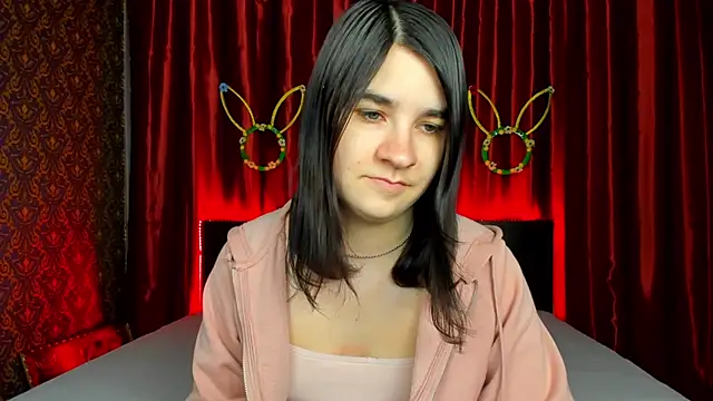  Polly Love  online show from 04.11.26