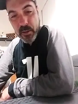 affascino online show from 12.18.25