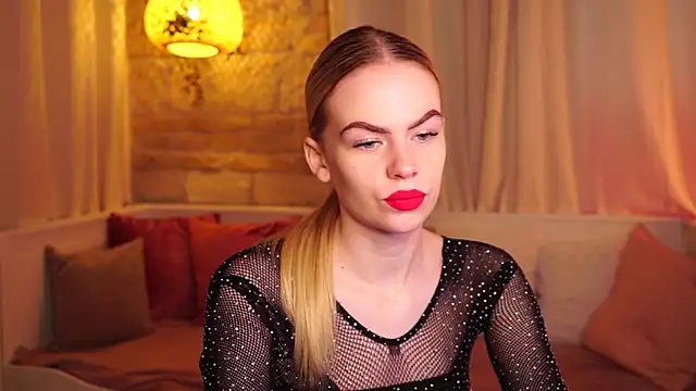 sn0w barbie online show from 10.06.25