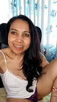 KimPielCanela online show from 03.19.25