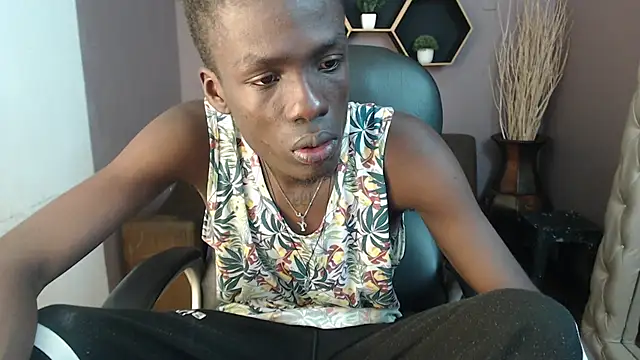 Snapshot of chombo_ath chatting on 01.06.25 chombo ath online show from 01.06.25
