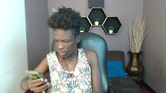 Snapshot of chombo_ath chatting on 03.11.25 chombo ath online show from 03.11.25