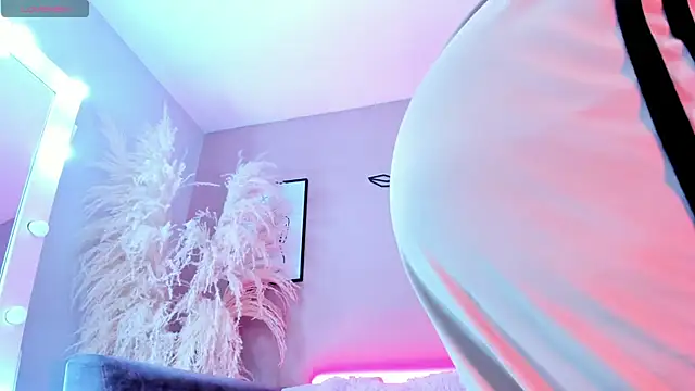 Megan mooree  online show from 01.14.25