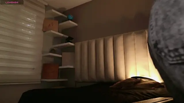 Snapshot of Megan_mooree_ chatting on 11.17.25 Megan mooree online show from 11.17.25