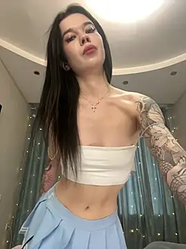 Snapshot of Vika_Gray chatting on 02.15.25 Vika Gray online show from 02.15.25