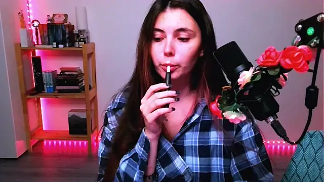 peaachybabe   online show from 10.14.25