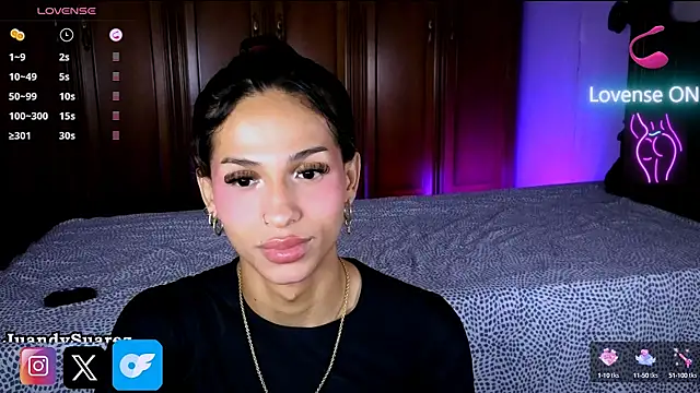 Snapshot of Abby_bella09 chatting on 10.12.25 Abby bella09 online show from 10.12.25