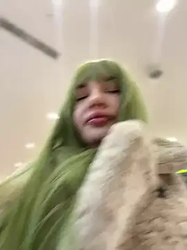 Snapshot of Holly_Molii chatting on 01.09.25 Holly Molii online show from 01.09.25