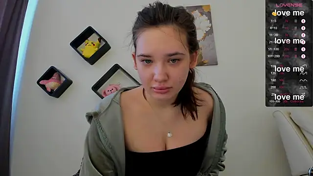 Snapshot of Holly_Molii chatting on 02.24.25 Holly Molii online show from 02.24.25