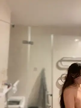 Snapshot of Holly_Molii chatting on 03.09.25 Holly Molii online show from 03.09.25