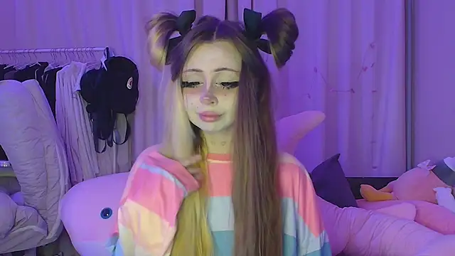 Snapshot of suemeow chatting on 04.12.26 suemeow online show from 04.12.26