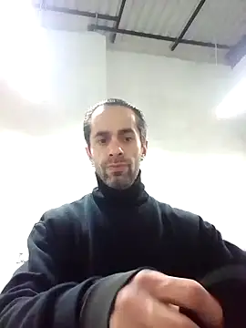 Snapshot of 1Amarguetix chatting on 12.17.24 1Amarguetix online show from 12.17.24