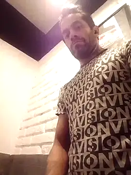 Snapshot of 1Amarguetix chatting on 12.23.24 1Amarguetix online show from 12.23.24