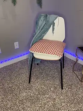 Naughty pussy2cum online show from 12.14.24
