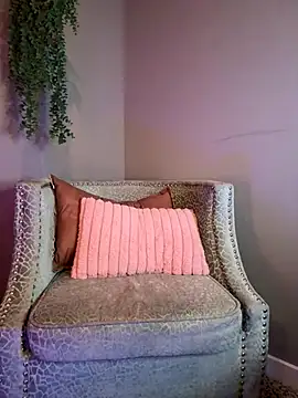 Naughty pussy2cum online show from 09.27.25