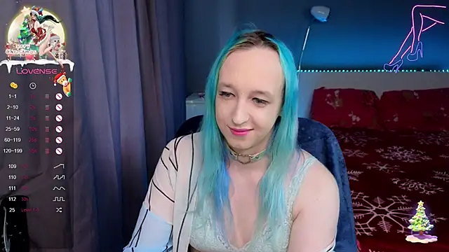 SexyTrixyLove online show from 12.10.24