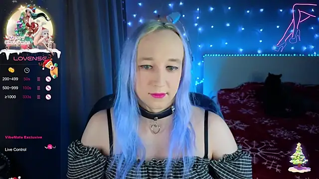 SexyTrixyLove online show from 01.16.25