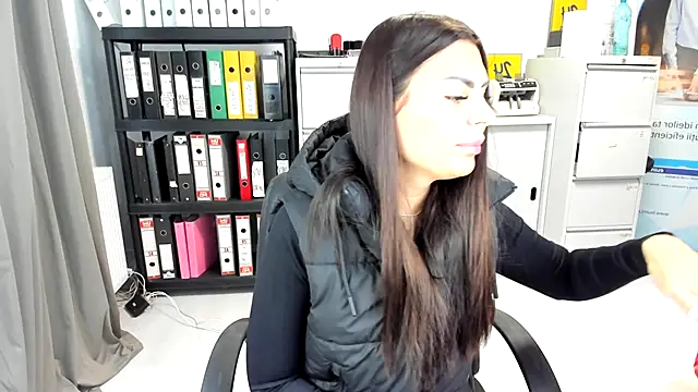 kilenyapatrice online show from 10.03.25