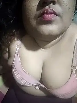 Snapshot of Aranyagril chatting on 10.08.25 Aranyagril online show from 10.08.25