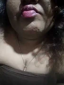 Snapshot of Aranyagril chatting on 10.24.25 Aranyagril online show from 10.24.25