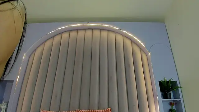 JaylaScott   online show from 11.23.25