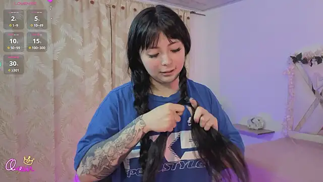 hina tay online show from 02.13.26