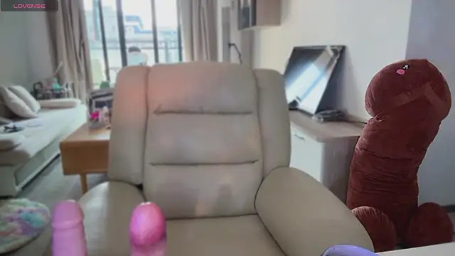 Snapshot of Bunny_Tutu chatting on 01.21.25 Bunny Tutu online show from 01.21.25