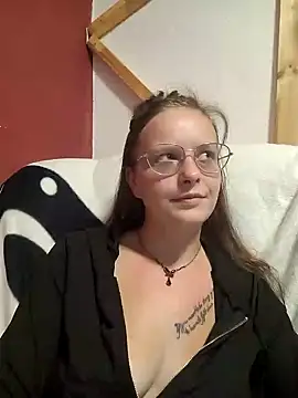 Snapshot of Lilith__Mystery chatting on 09.17.25 Lilith Mystery online show from 09.17.25