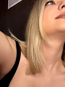 Alisa Rise online show from 11.18.25