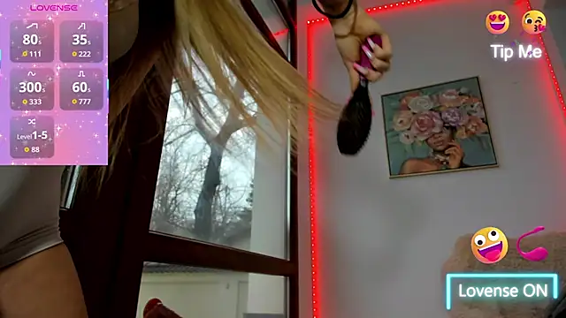 Mia  Milan online show from 04.10.26