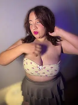 alexxaa96 online show from 05.18.26