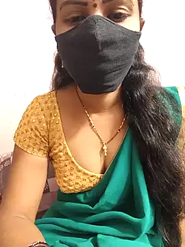 Snapshot of tina_rosy chatting on 12.17.24 tina rosy online show from 12.17.24