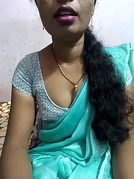 Snapshot of tina_rosy chatting on 01.01.25 tina rosy online show from 01.01.25