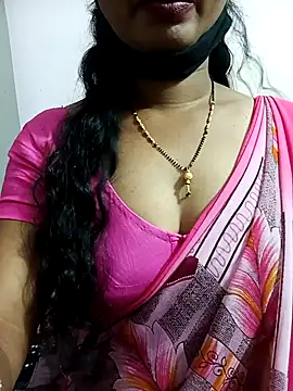 Snapshot of tina_rosy chatting on 02.04.25 tina rosy online show from 02.04.25