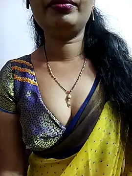 Snapshot of tina_rosy chatting on 02.28.25 tina rosy online show from 02.28.25