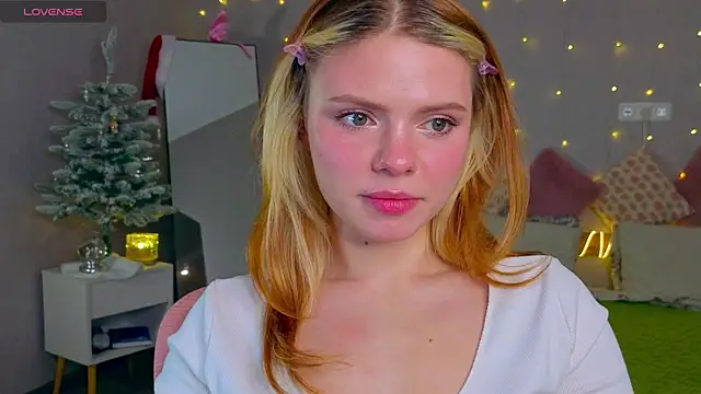 Red  Candy online show from 01.10.26