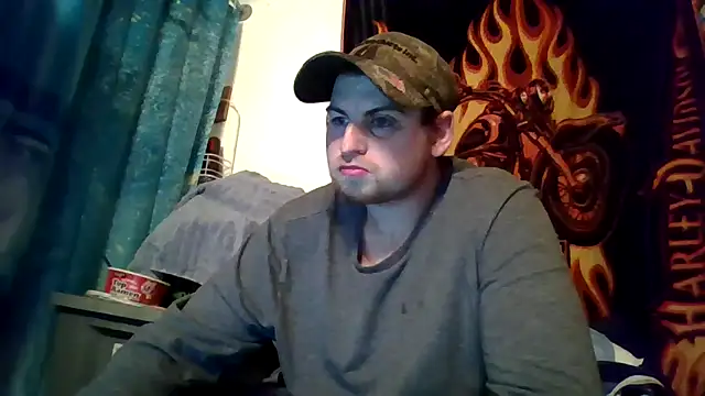 Snapshot of sexaddict_2424 chatting on 10.31.25 sexaddict 2424 online show from 10.31.25