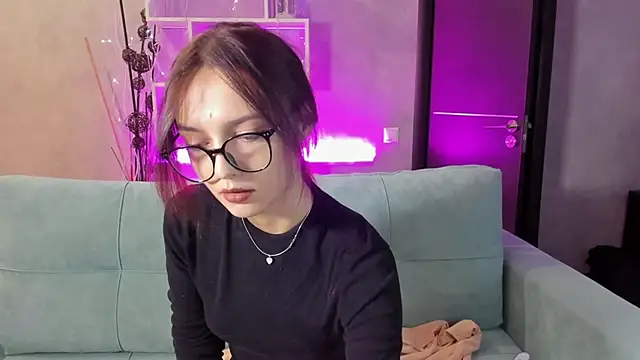 Kira Ke11y online show from 01.09.25